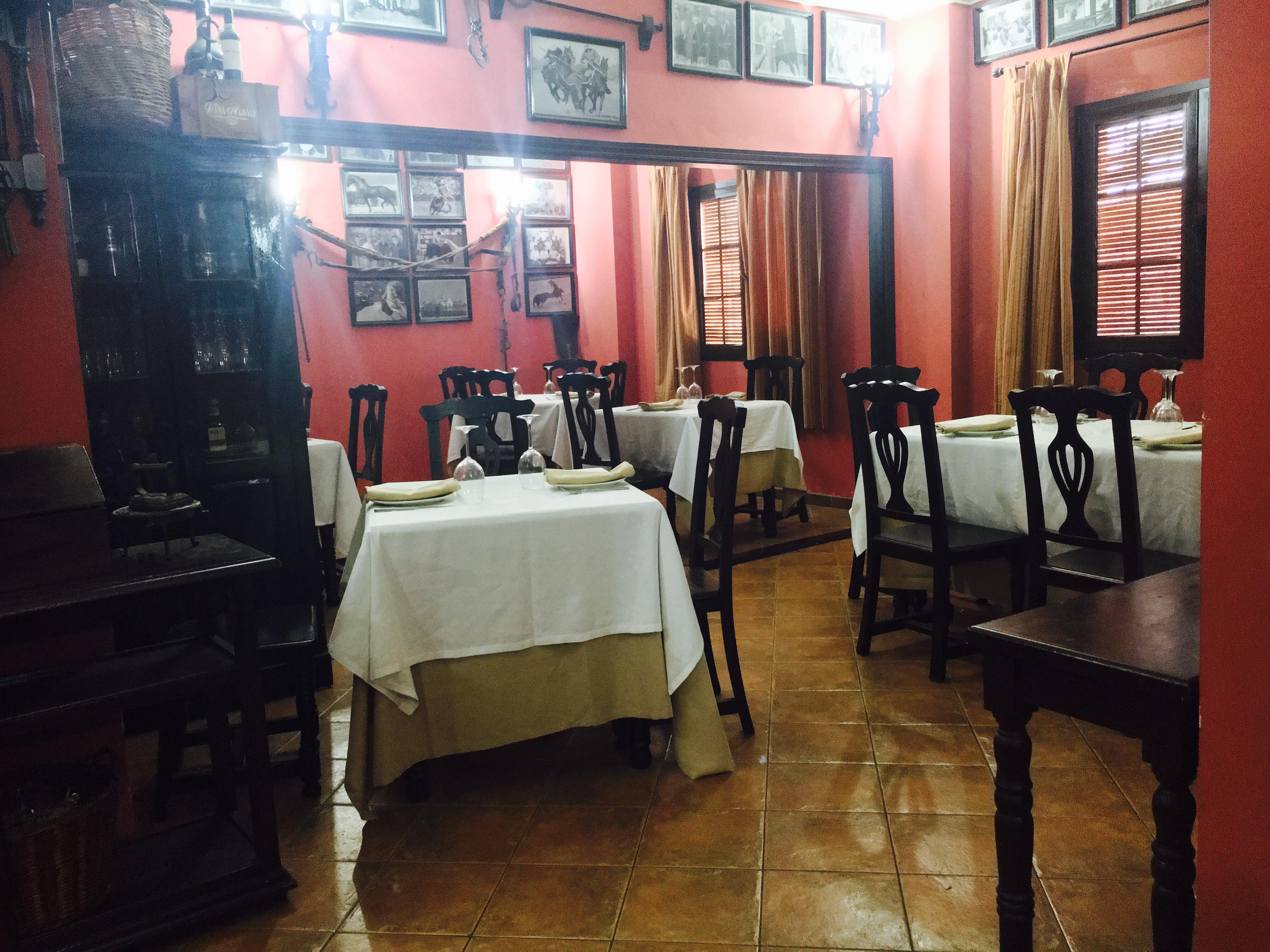 Hostal Pechi Huevar Del Aljarafe Ngoại thất bức ảnh