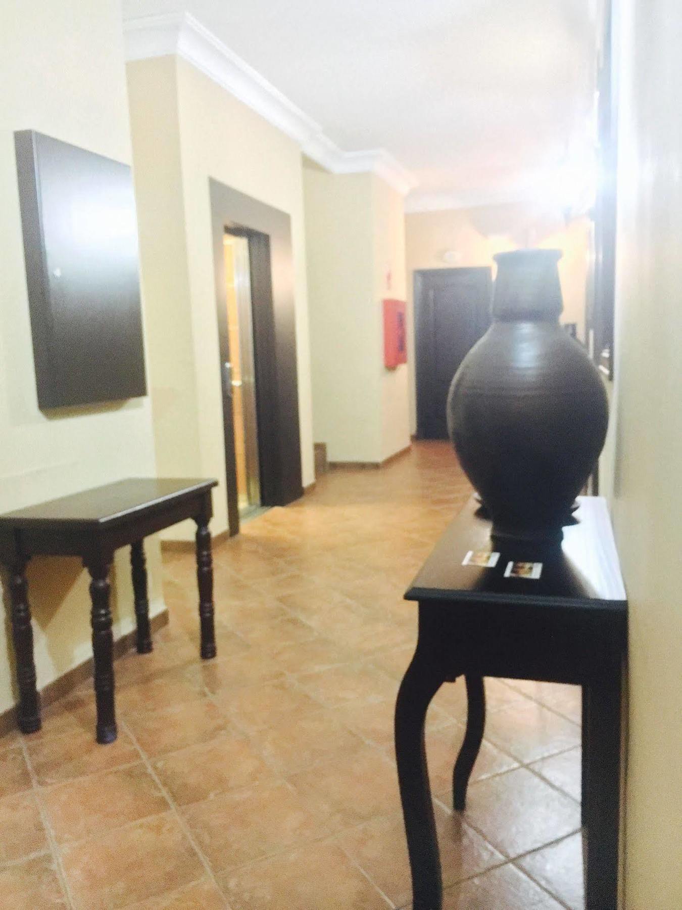 Hostal Pechi Huevar Del Aljarafe Ngoại thất bức ảnh